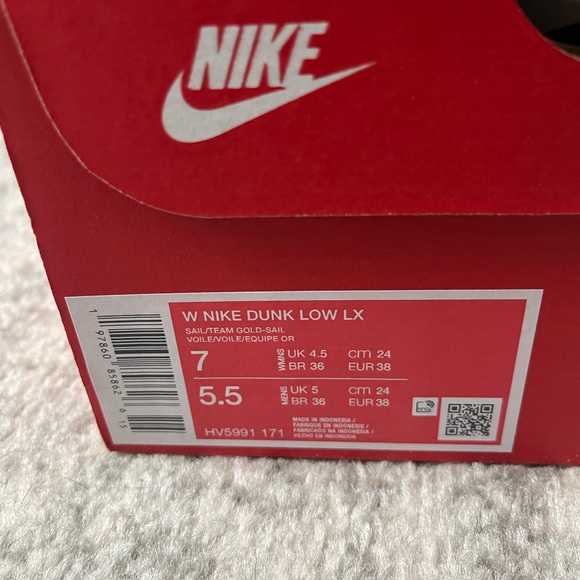 Nike for Spring…groundbreaking - Picture 13 of 13